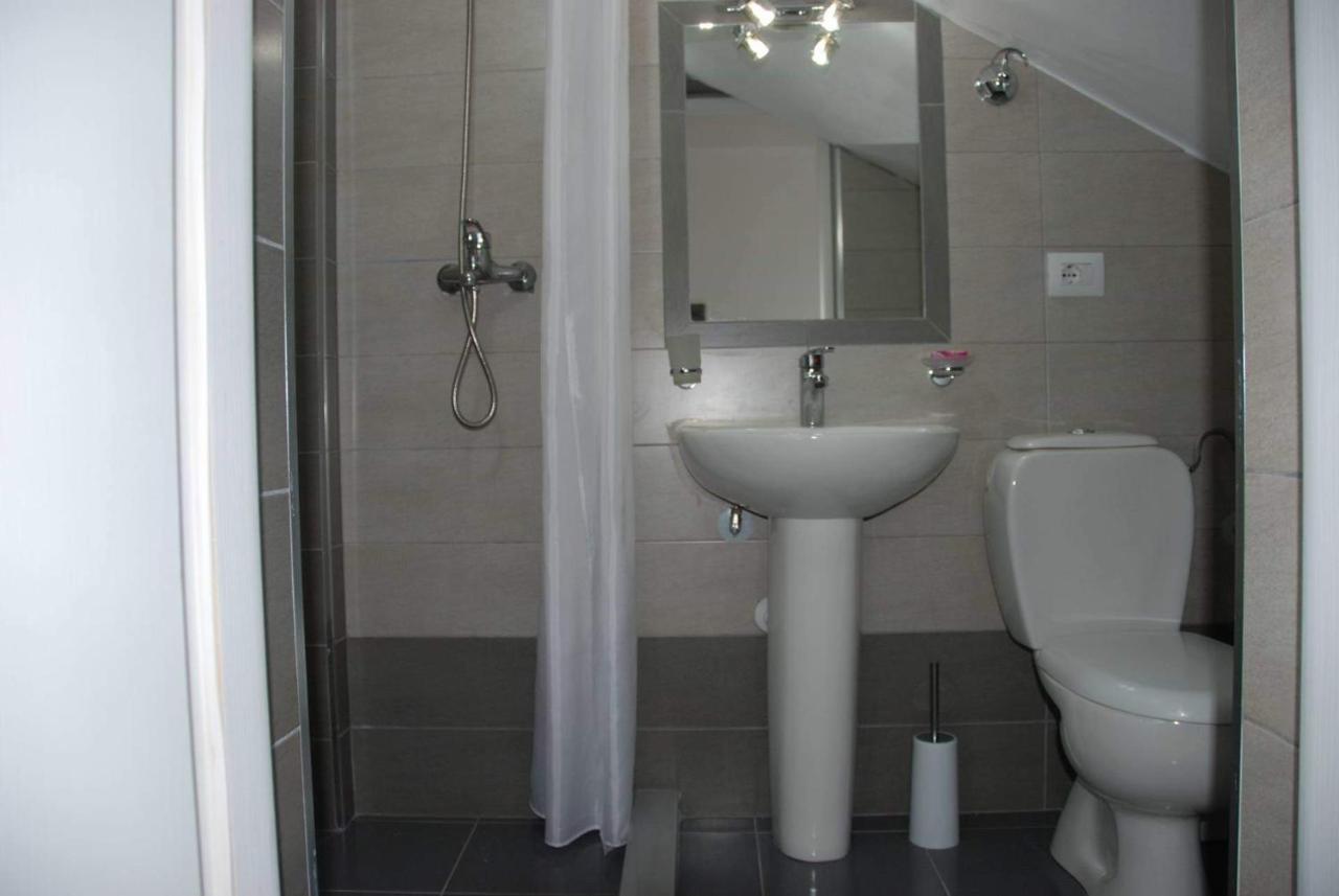 סרנדה The Hill Apartment מראה חיצוני תמונה